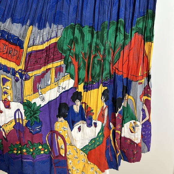 Vintage Skirt With “Cafe Setting” Lower Design that has Tons of Style - Picture 5 of 8